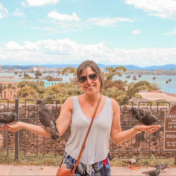 Meet your Posher, Frances - Picture 1 of 1